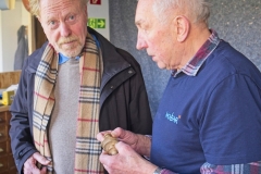 Natürlich reparieren wir auch Dinge aus Holz.
